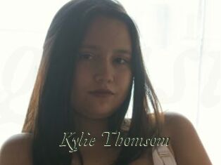 Kylie_Thomsom