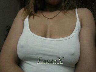 LauraX