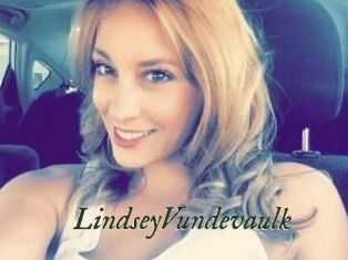 LindseyVundevaulk