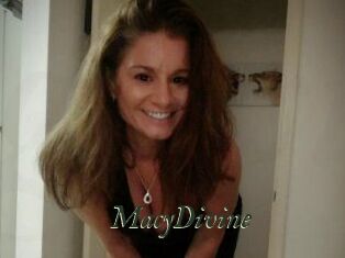 Macy_Divine