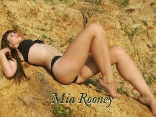 Mia_Rooney