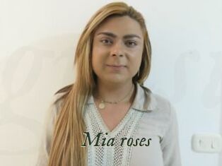 Mia_roses