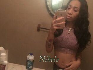 Nikole_