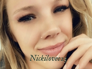 Nickilovee23