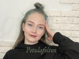 Petulafelton