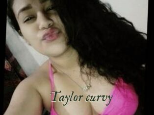 Taylor_curvy